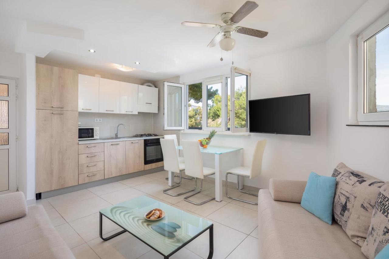 רוגוזניצה Estella Villa Apartments מראה חיצוני תמונה